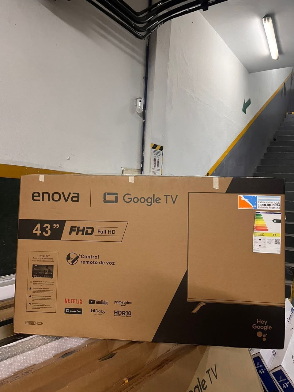 📺 SMART TV ENOVA 43”